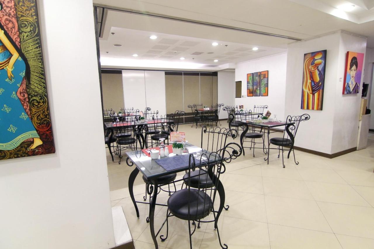 Oyo 103 Artina Suites Hotel Makati City ภายนอก รูปภาพ