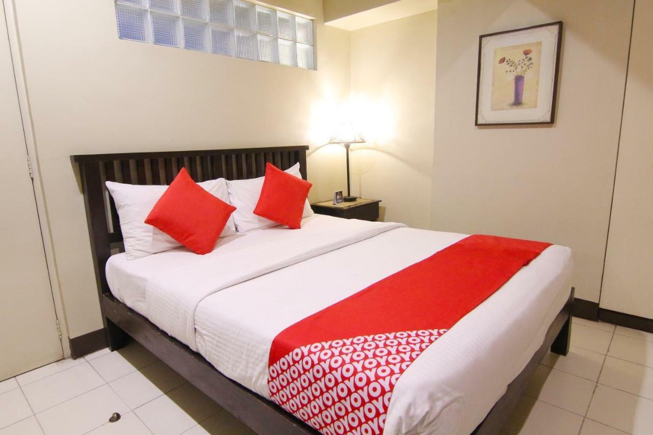 Oyo 103 Artina Suites Hotel Makati City ภายนอก รูปภาพ
