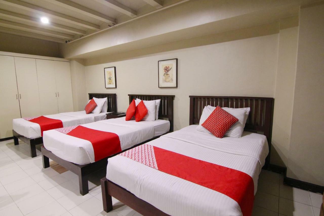 Oyo 103 Artina Suites Hotel Makati City ภายนอก รูปภาพ