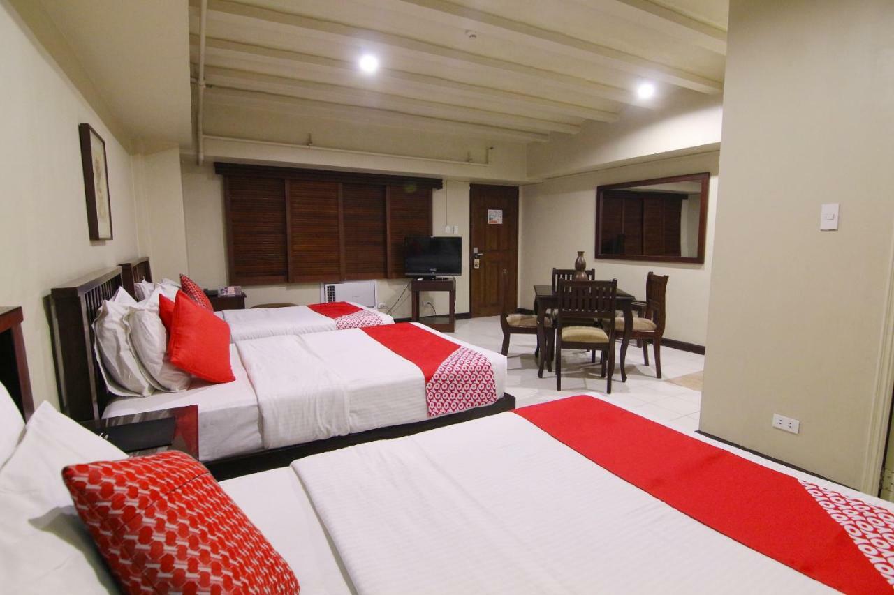 Oyo 103 Artina Suites Hotel Makati City ภายนอก รูปภาพ